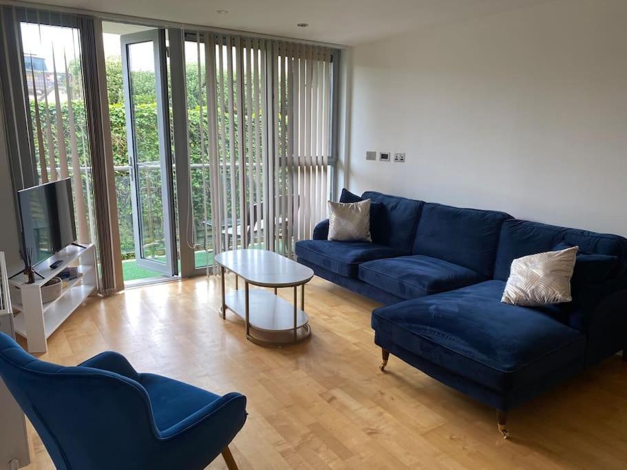 Modern Apartment, Fistral Beach New Quay Εξωτερικό φωτογραφία